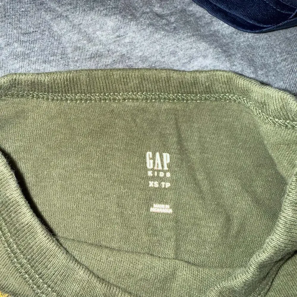 Gap Kids Lot of 5 T-Shirts & Tank Top Graphic Tees Size XS
